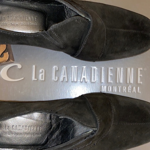 🇨🇦La CANADIENNE Montreal Waterproof ‘Shootie’ Bootie Heels in Black Suede - Picture 3 of 12